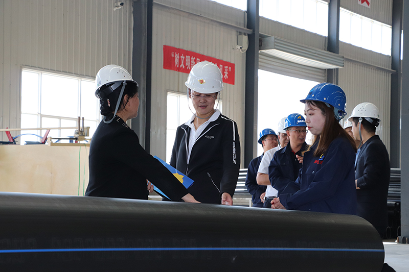 5��29�����磬��������Эһ������Ա������һ��ݰ���ҹ�˾����ָ������